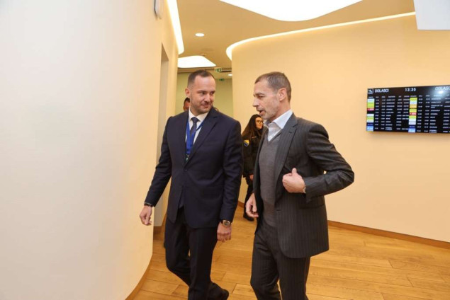 Predsjednik UEFA-e doputovao u BiH, večeras prati duel u Zenici