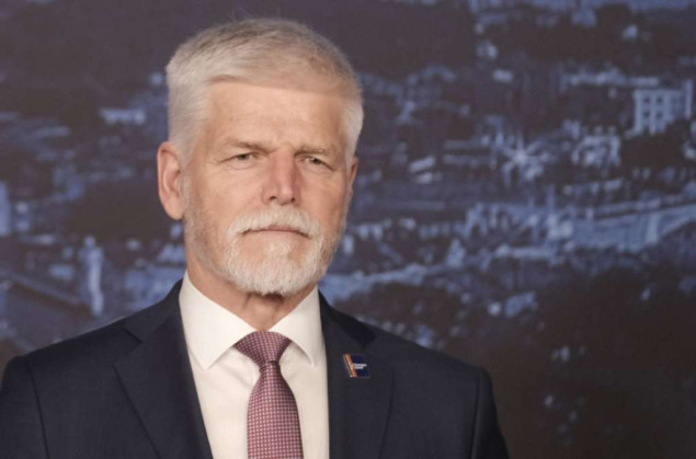 Češki predsjednik Pavel otpušten iz bolnice nakon što je zadobio lakšu povredu u nesreći na motoru