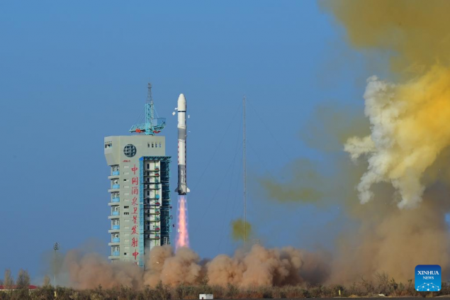 Kina lansirala satelit za testiranje tehnologija praćenja svemirskog okruženja