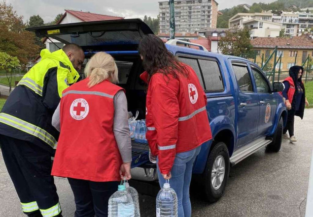 Društvo CKBiH: Dosad distribuirano više od 250.000 humanitarnih artikala