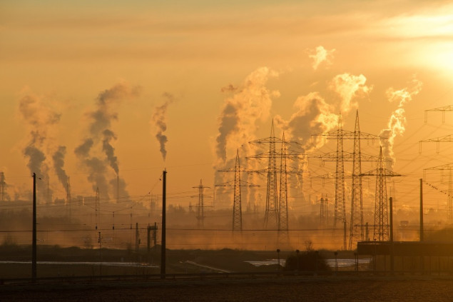 Globalna emisija CO2 vezana za sektor energije dostigla rekord u 2023.