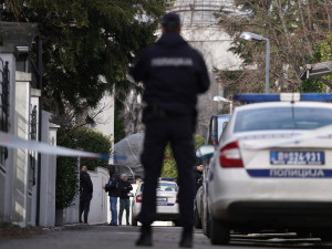 Uhapšena osoba osumnjičena za bacanje bombe na kuću Zdravka Čolića