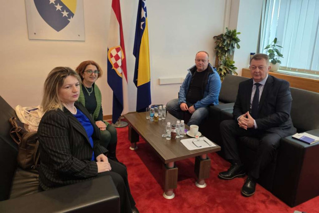 Ćosić sa predstavnicima sindikata BHRT-a: Stabilan rad javnog servisa ključan za BiH