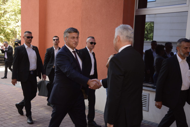 Andrej Plenković se u Mostaru sastao sa Draganom Čovićem