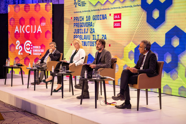 Decenija pregovora Crne Gore za članstvo u EU: Potrebni rezultati, a ne deklarativna posvećenost evropskim integracijama