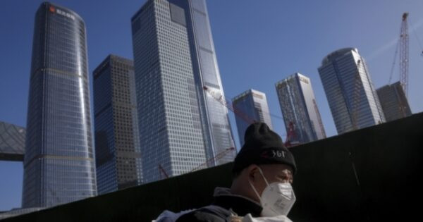 OECD podigao prognoze svjetskog rasta za 2023. i 2024.