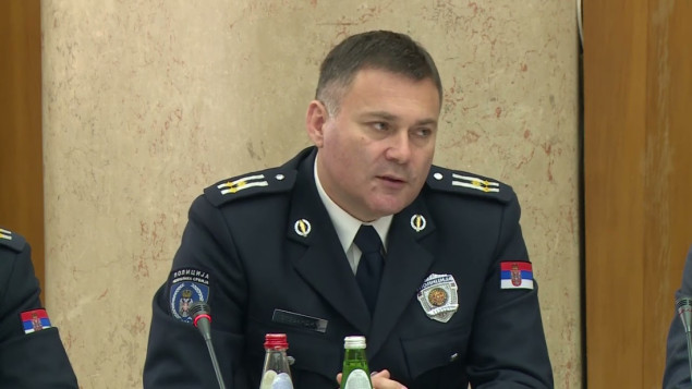 Stevandić: Policajci od ponedjeljka u svim školama u Srbiji
