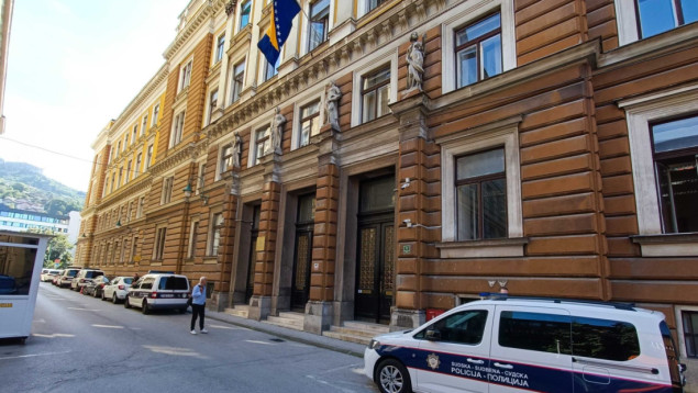 Predmet Delimustafić i ostali - Ročište ponovo nije održano