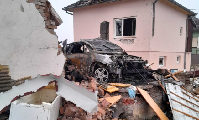 Nakon eksplozije na imanju kod Dervente u automobilu pronađeno beživotno tijelo