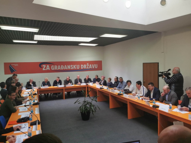 DF: Dostavit ćemo Schmidtu prijedlog trajnog rješenja za FBiH