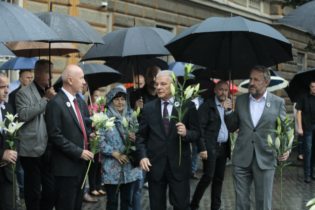 Džaferović: Uvijek ćemo se sjećati i odavati poštovanje žrtvama genocida u Srebrenici