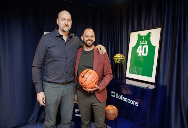 Dino Rađa svoj dokumentarni film dao besplatno navijačima