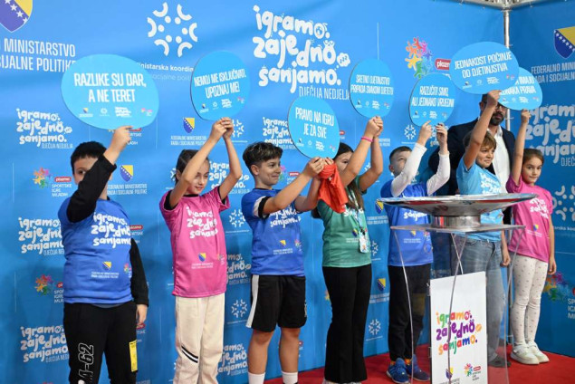 Karavan radosti u okviru Dječije nedjelje stigao u Srebrenik