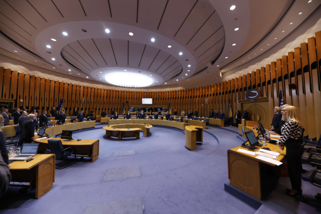 Različito mišljenje o uvrštavanju u dnevni red Prijedloga zakona o regulatoru električne energije