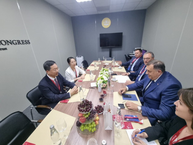 Dodik: Sarajevo iz "pasjaluka" prema RS-u blokira projekat gasovoda