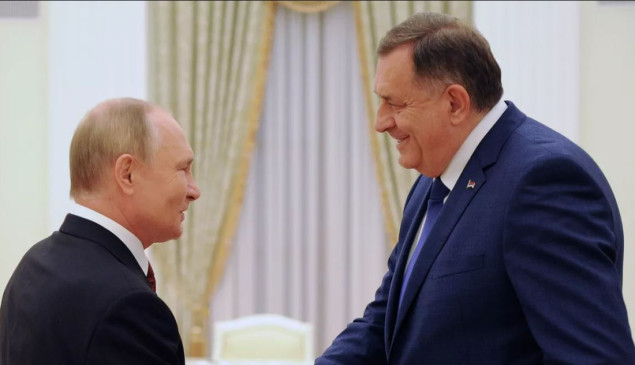 Dodik rekao Putinu da je Dejtonski sporazum propao, najavio povratak u BiH u subotu