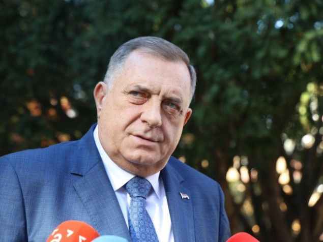 Dodik za rusku televiziju: Srbi su političkoj "narodnooslobodilačkoj borbi" i trebaju uvesti sankcije Zapadu