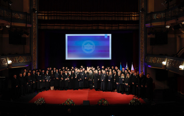 Univerzitet u Sarajevu promovirao 63 doktora nauka