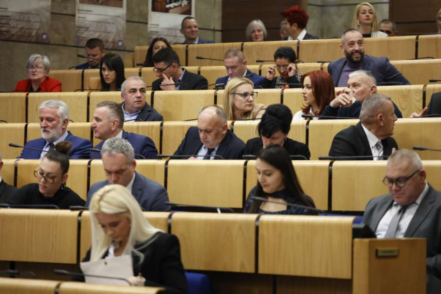 Dom naroda FBiH usvojio izmjene Zakona o osnovama socijalne zaštite