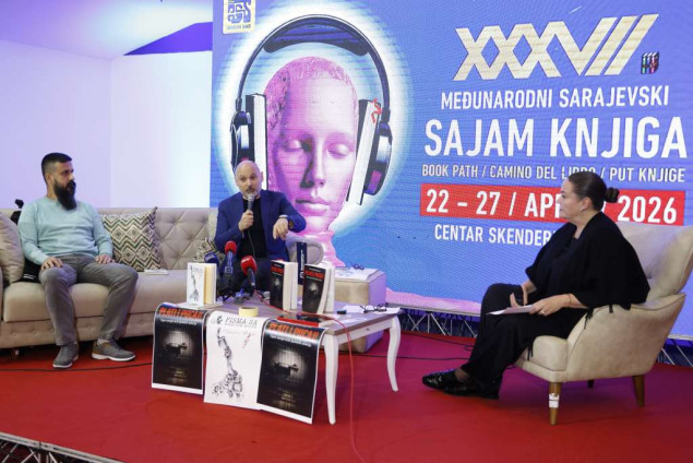 Predstavljena knjiga 'Plati i pucaj' o sarajevskim safarijima Domagoja Margetića