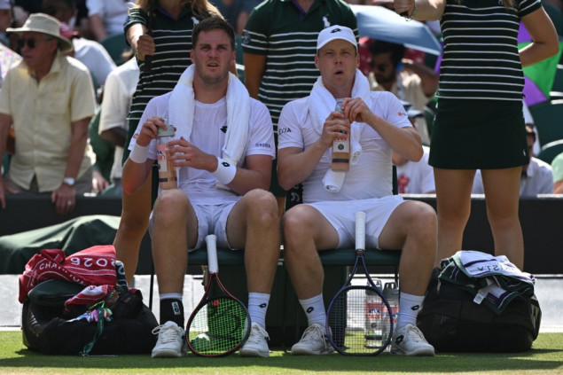 Helievara i Patten osvojili trofej u dublu na Wimbledonu