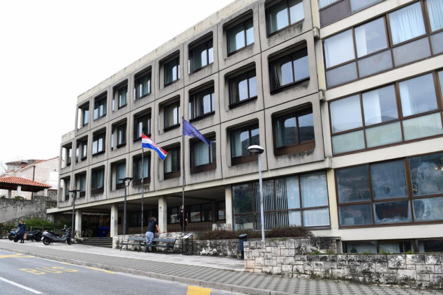 Podignuta optužnica protiv 47-godišnjaka koji je u Pločama ubio dijete i svog brata