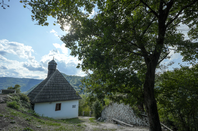 Kušlat džamija prkosi vremenu