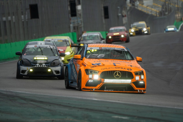 Uzbudljiva "1000 Miles Race" vožnja u Brazilu