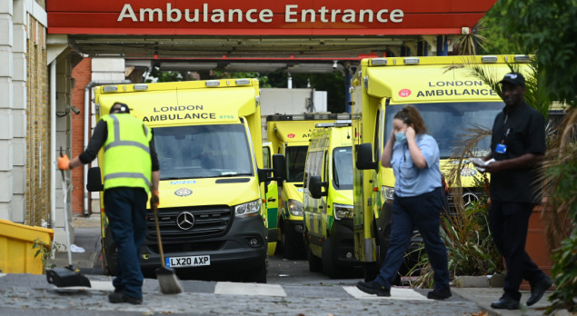 Rekordne liste čekanja u bolnicama u Engleskoj, najavljeni štrajkovi zdravstvenih radnika