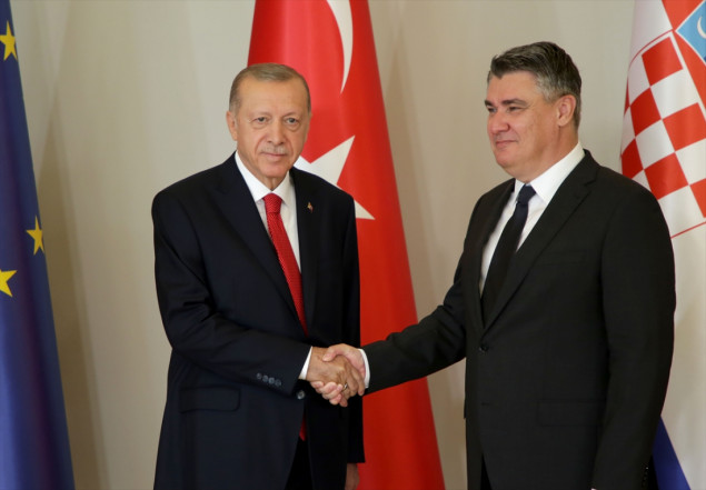 Turski predsjednik Erdogan dočekan u Zagrebu uz najviše državne počasti