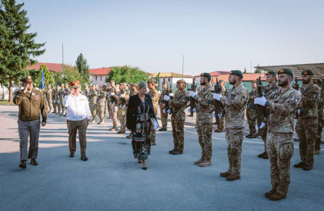 Vojvotkinja od Edinburga posjetila bazu Butmir