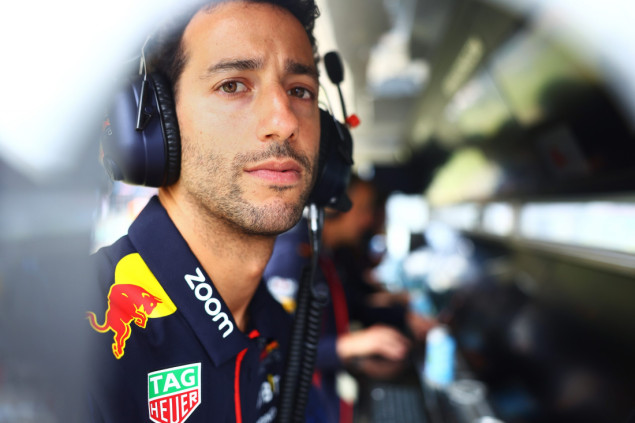 Horner: Nije u planu da Ricciardo dobije mjesto za stalno u Red Bullu