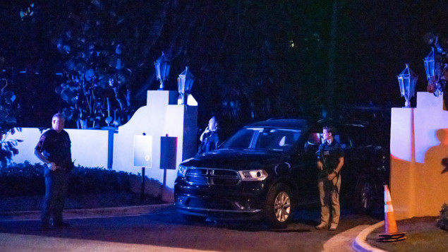 FBI s Trumpovog imanja odnio 11 kompleta tajnih dokumenata