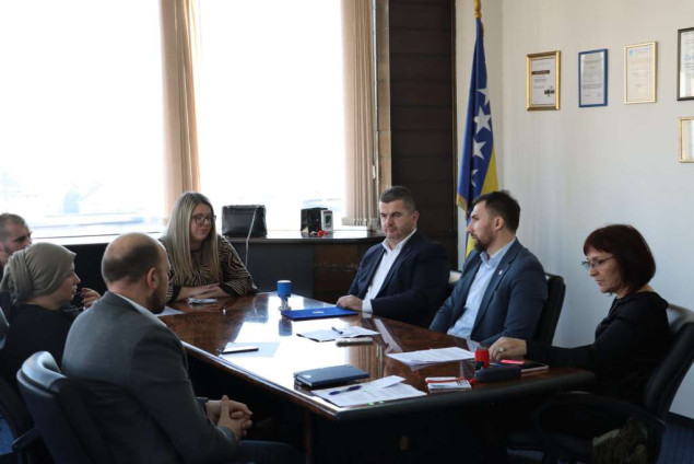 Federalno ministarstvo rada i socijalne politike podržalo desetine projekata ustanova i organizacija