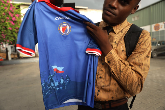 FIFA natjerala Haiti da promijeni dresove uoči Mundijala: Historijski motivi ocijenjeni kao "previše politički"
