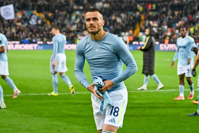 Filip Kostić potpisao za PSV do 2028. godine