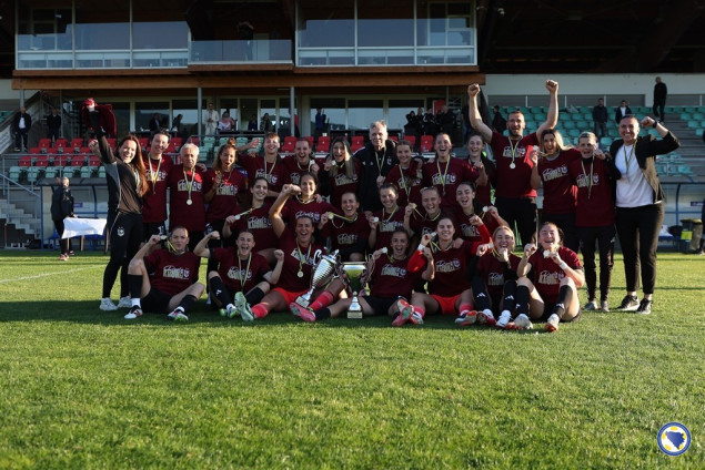 Igračice SFK 2000 Sarajevo pobjednice Kupa Bosne i Hercegovine