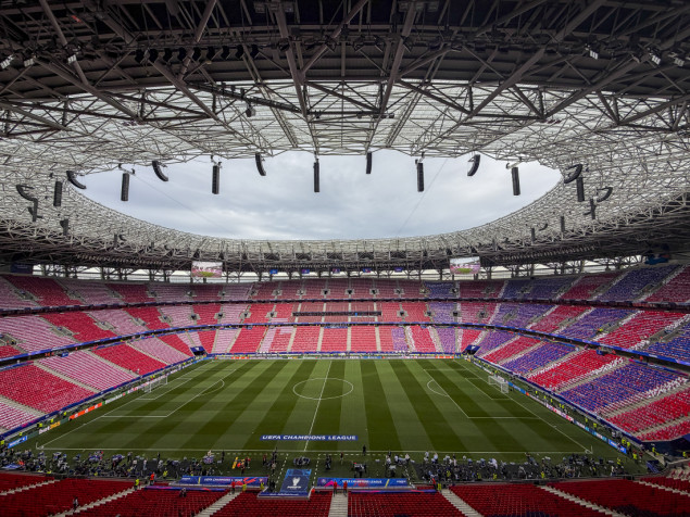 Tuča navijača Arsenala i PSG-a uoči finala Lige šampiona