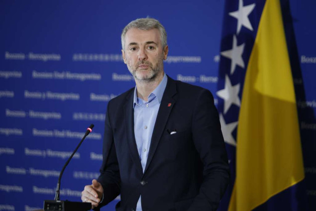 Forto: Sutra opet očekujem sastanak Trojke i opozicije iz RS