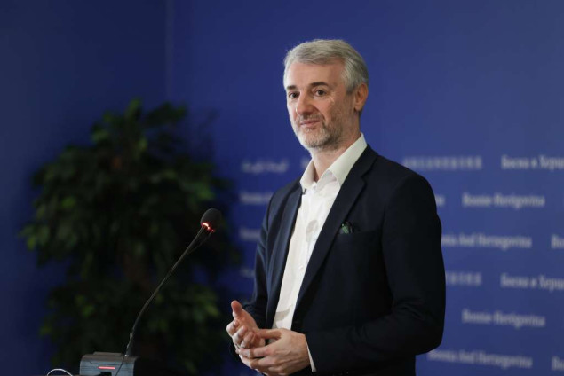 Forto upozorio da blokade u sistemu usporavaju ključne odluke te da građani i privreda trpe