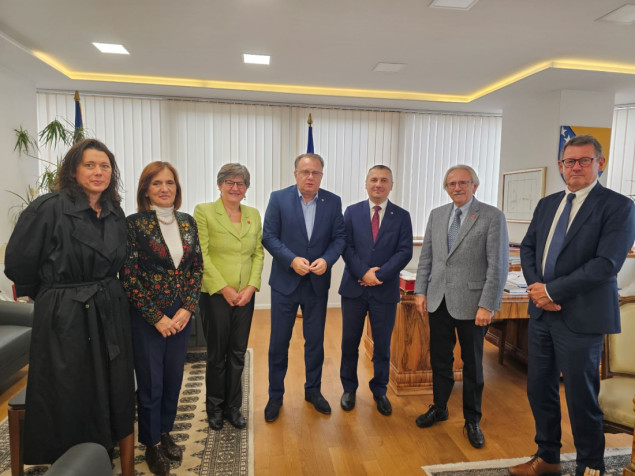 Opredijeljenost Vlade Federacije BiH za obnovu Partizanskog groblja u Mostaru