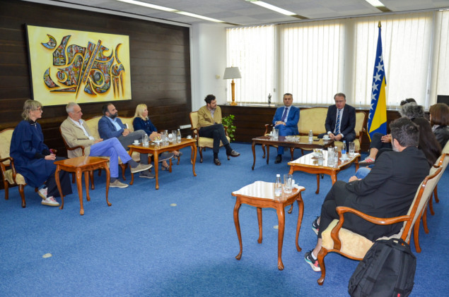 Sastanak  premijera Nikšić sa članovima Udruženja rediteljica i reditelja BiH