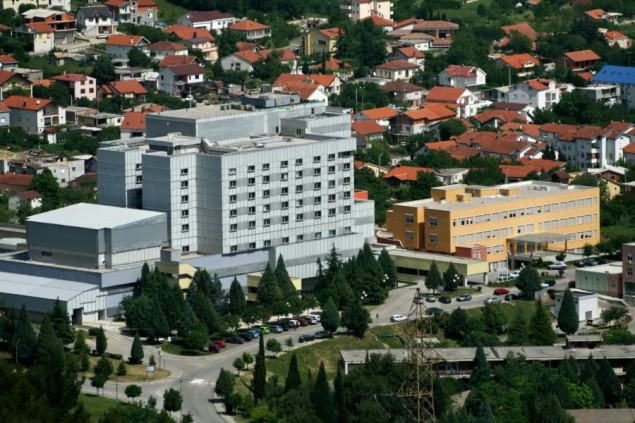 Zbog porasta slučajeva koronavirusa, SKB Mostar uveo restrikciju za posjete pojedinim odjelima