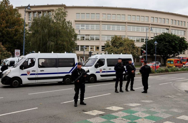 Francuski tužilac: Ubica nastavnika u Arrasu zakleo se na vjernost 'Islamskoj državi'