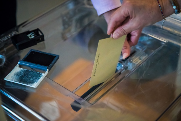 Macronov savez osvojio 25,75 posto glasova, a ljevica 25,66