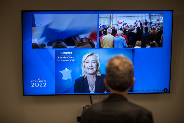 Macron izgubio većinu na parlamentarim izborima, moguća politička blokada