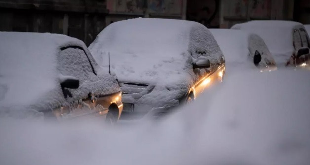 Stotinjak letova s aerdroma Charles de Gaulle otkazano zbog zimskog nevremena