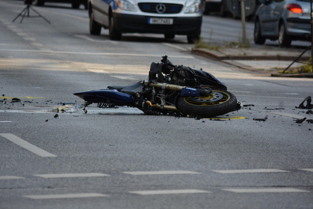 Iz trgovine u Osijeku ukrao četiri motocikla i pijan izazvao prometnu nesreću