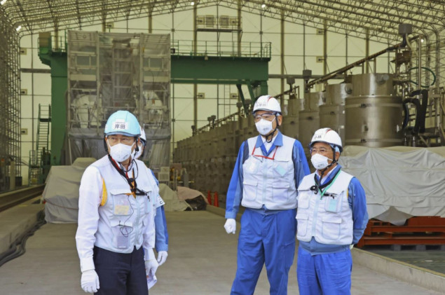 Japanski premijer posjetio nuklearnu elektranu Fukushima uoči ispuštanja tretirane radioaktivne vode