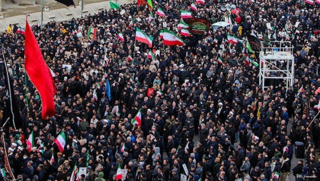 Pristalice vlasti organizovale kontramiting u Teheranu